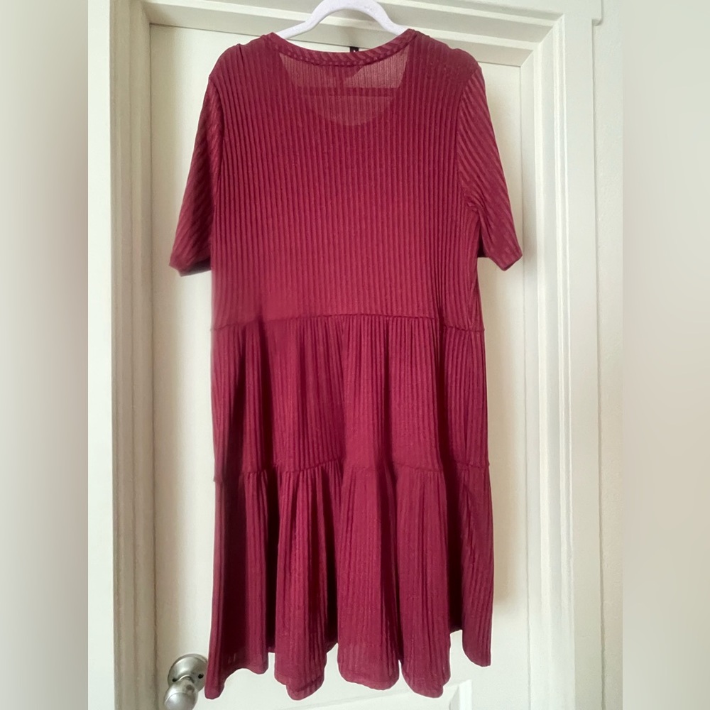 Dress - Picture 2 of 3